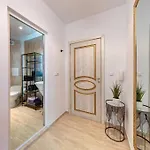 Stylish Sea View 3 Min To Balcony & Comfort