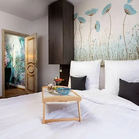 Stylish Sea View 3 Min To Balcony & Comfort Поморие